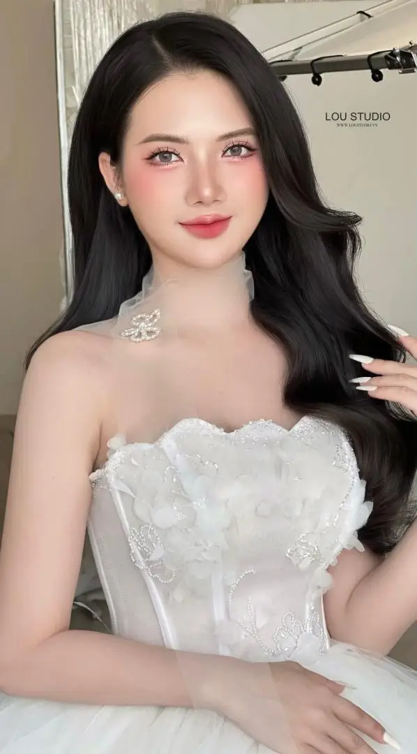 Make up cô dâu kiểu Hàn Quốc Tôn vinh vẻ đẹp dịu dàng và hiện đại 2 hanhlammakeup com NUdtbrb4FL