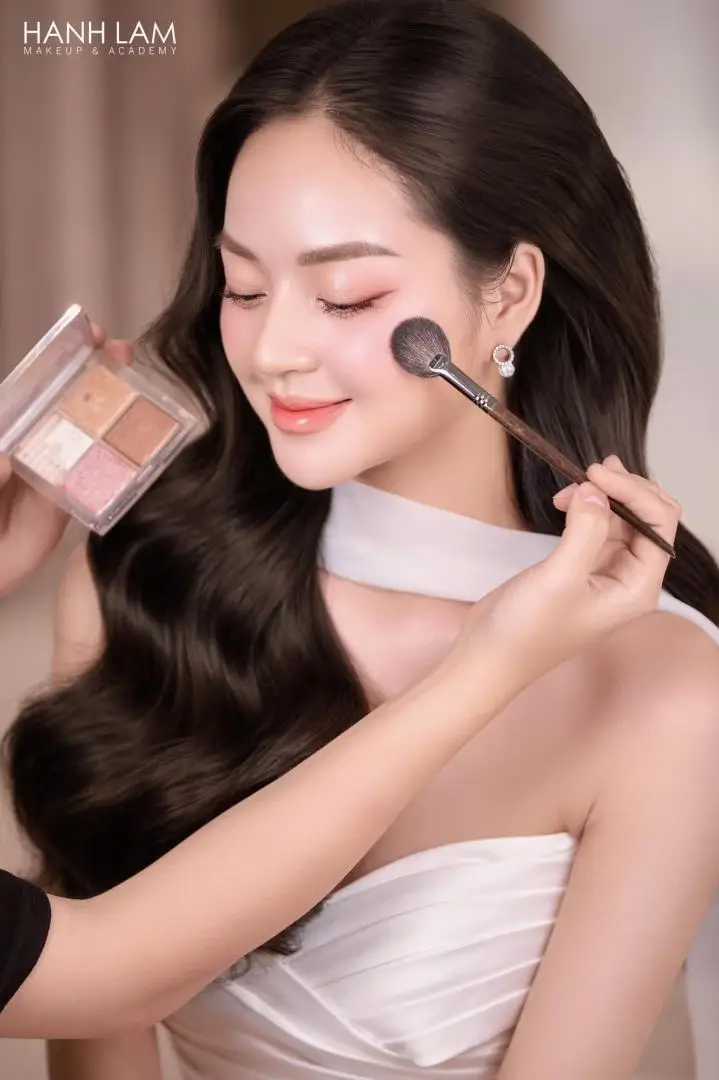hanhlammakeup com YqhVsEnWiH