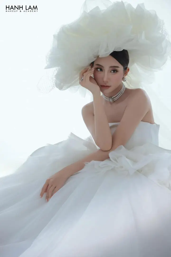 Mẫu Trang Điểm Cô Dâu Tạo Dựng Vẻ Đẹp Hoàn Hảo Trong Ngày Trọng Đại 5 hanhlammakeup com y6oZ1U7y6I