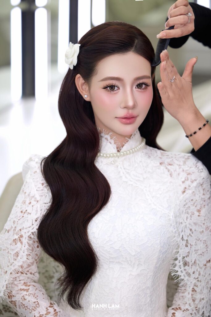 Bảng Giá Makeup Cô Dâu 2025: So Sánh Chi Tiết & Lựa Chọn Phù Hợp 1 hanhlammakeup com 43