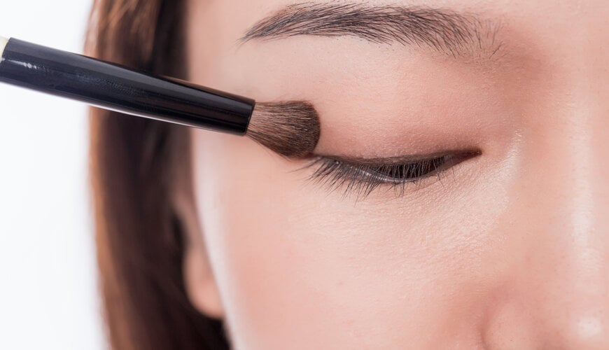 Cách Đánh Phấn Mắt Cơ Bản Nâng Cao: Hướng Dẫn Chi Tiết
