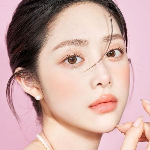Hướng dẫn trang điểm chi tiết từ A đến Z 5 Hướng dẫn trang điểm chi tiết từ A đến Z