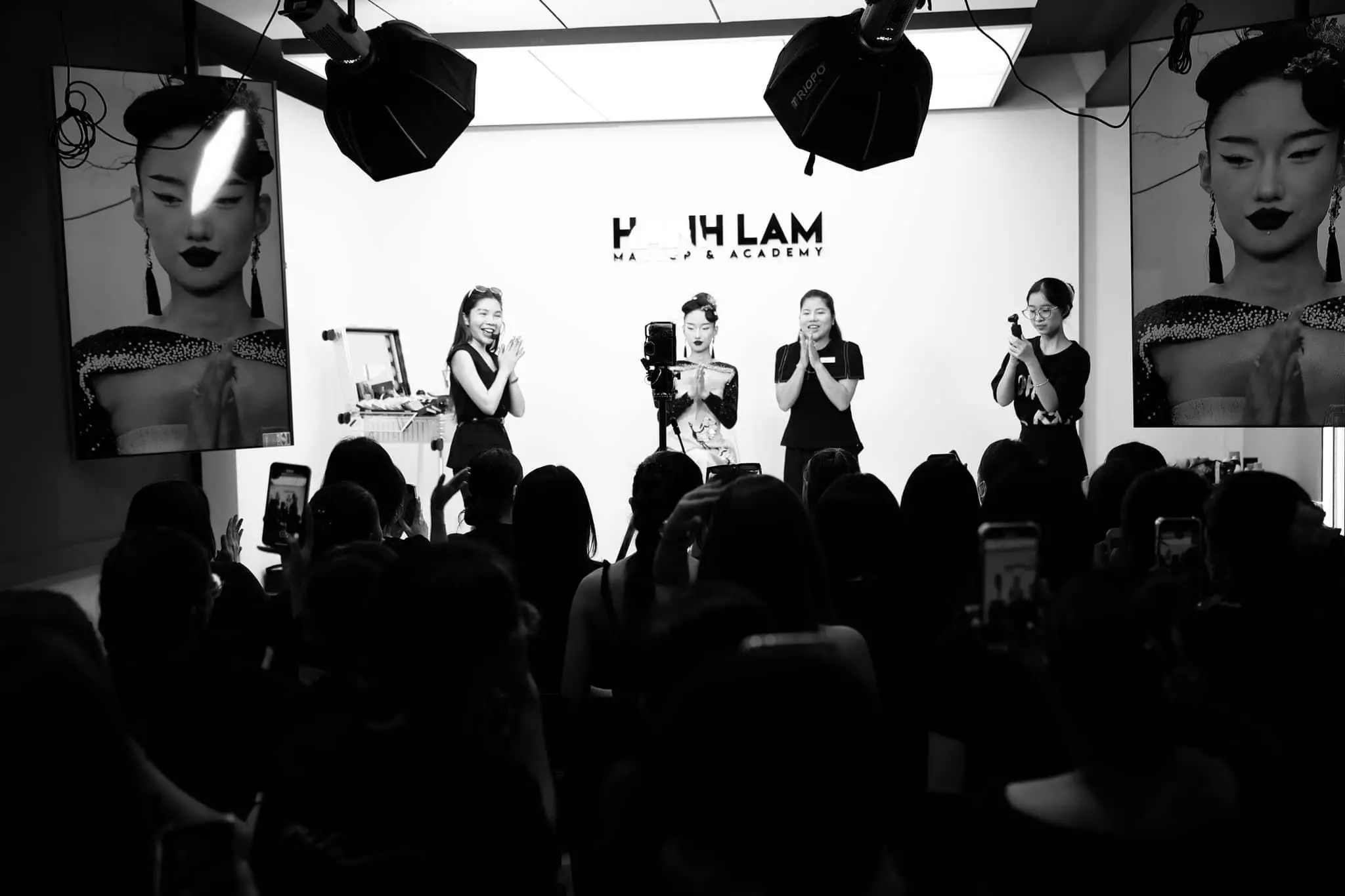 makeup artist la gi dinh nghia vai tro co hoi nghe nghiep 67ab14c8cb90f