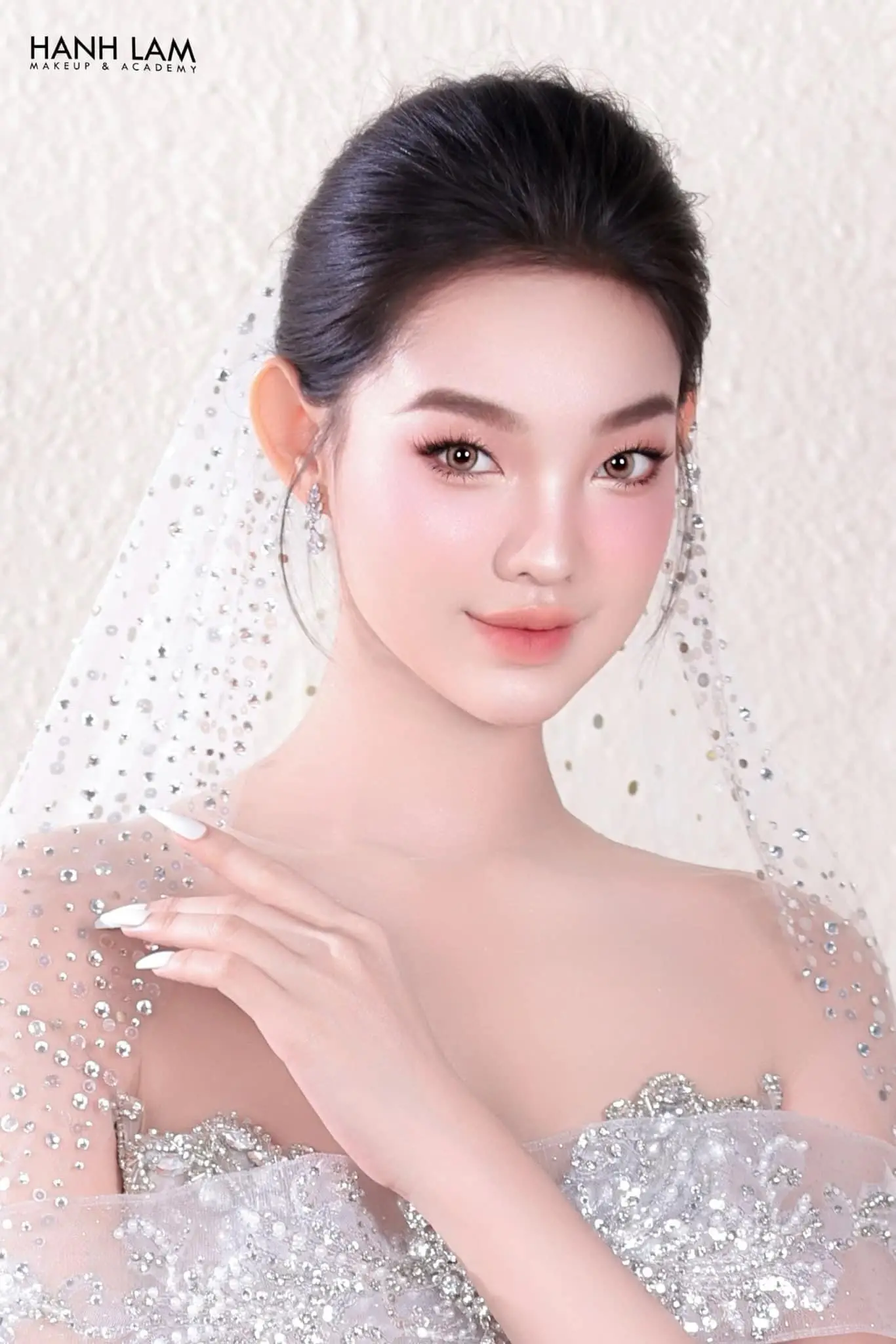 Makeup Tone Thái: Hướng dẫn chi tiết và xu hướng mới nhất 10 makeup tone thai huong dan chi tiet va xu huong moi nhat 67ab1df40a7a3