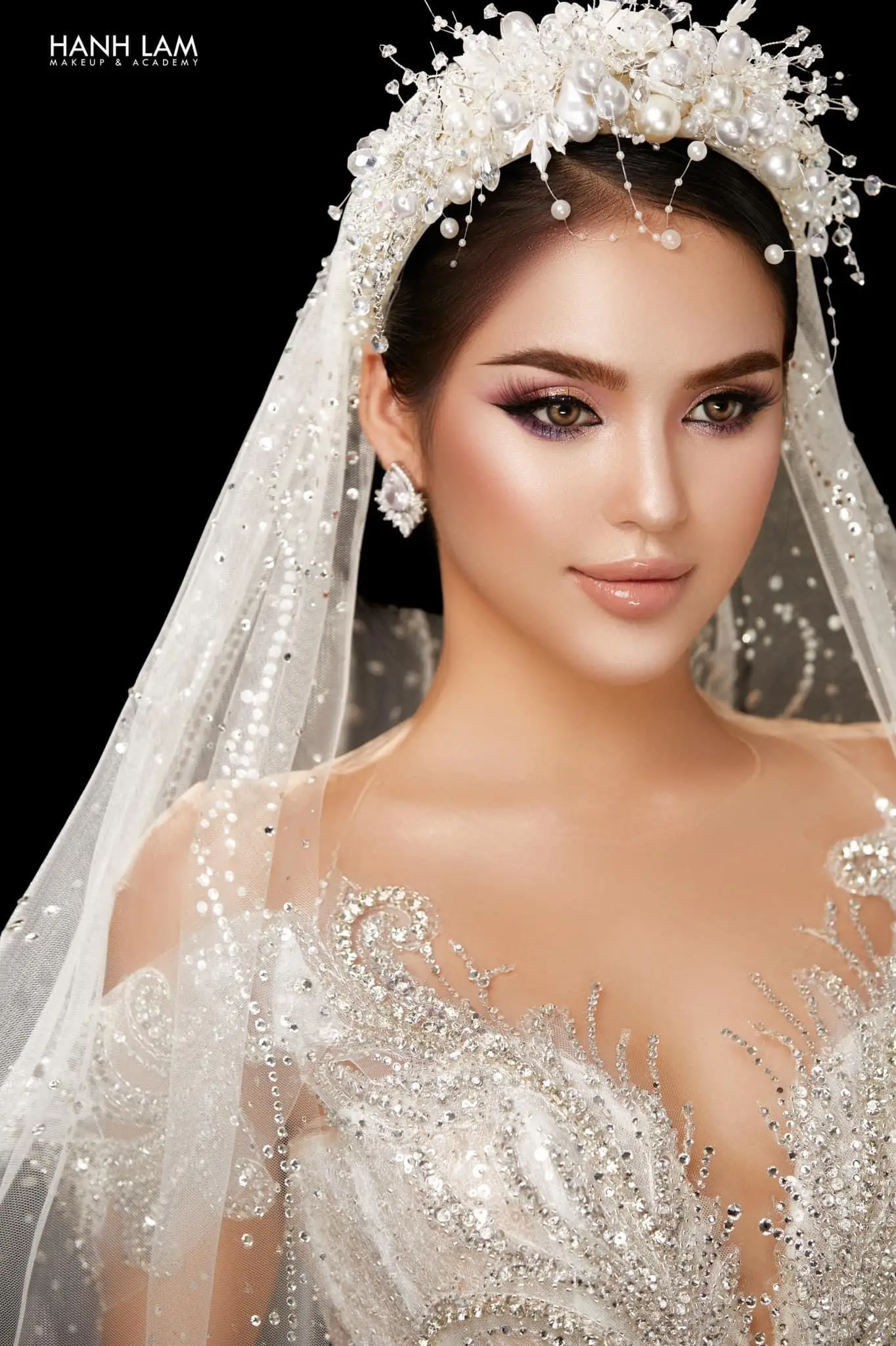 Makeup Tone Thái: Hướng dẫn chi tiết và xu hướng mới nhất 4 makeup tone thai huong dan chi tiet va xu huong moi nhat 67ab1df40c3b1