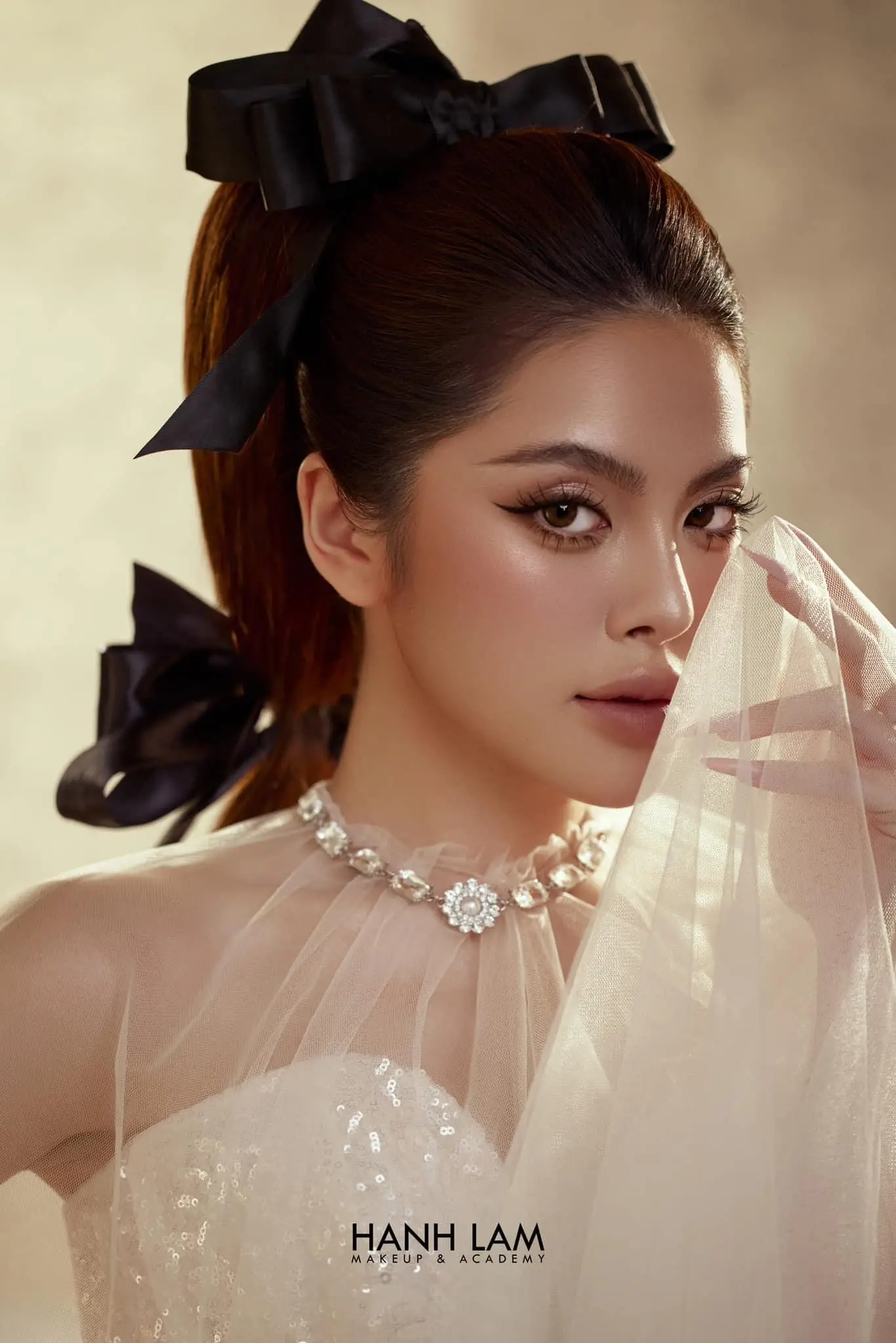 top 10 mau makeup co dau nhe nhang long lay 67ab27b720225