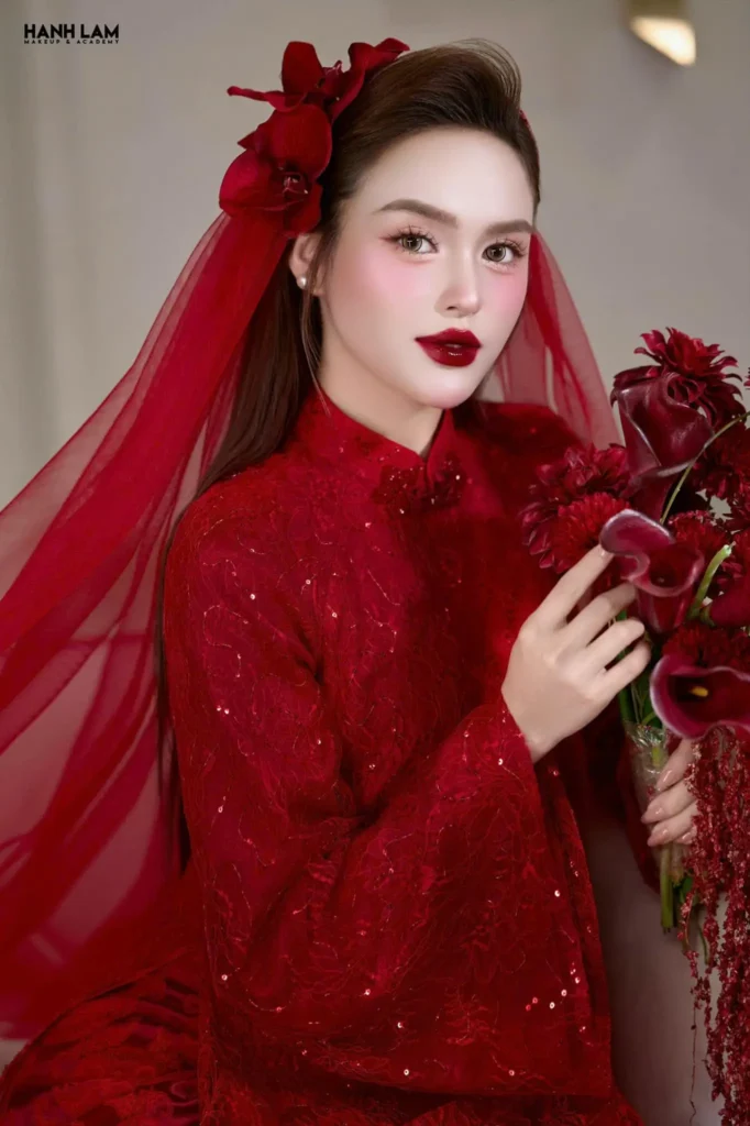 trang diem mat noi bat danh cho makeup co dau 2026 695f0a0f4f53c